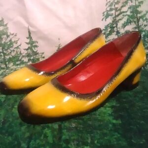 Girotti yellow block heel's